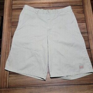 Dickies Khakis Shorts - Size 38